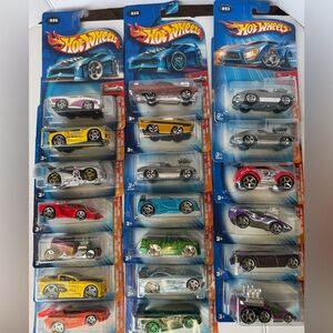Hot Wheels 2004 First Edition TOONED Series Car Lot of 20